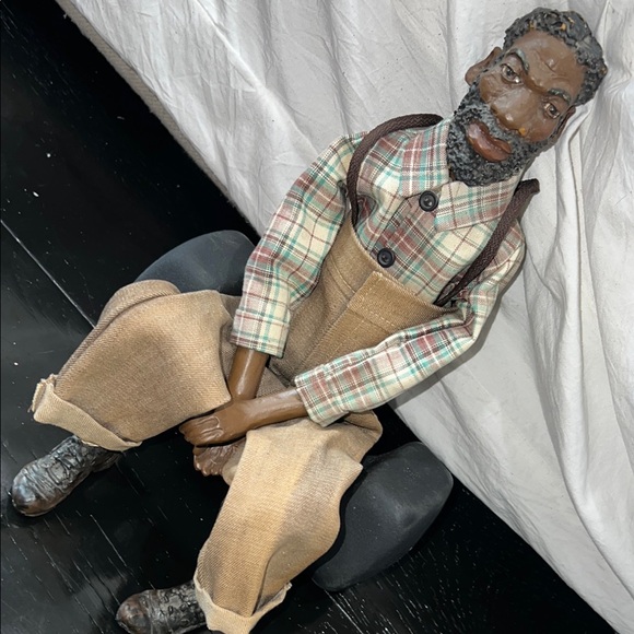 Uncle Leon DADDY LONG LEGGS in Plaid Shirt and Brown Pants Figurine - Picture 8 of 9